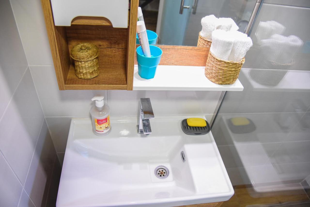 スメデレヴォAgape Apartmanアパートメント エクステリア 写真